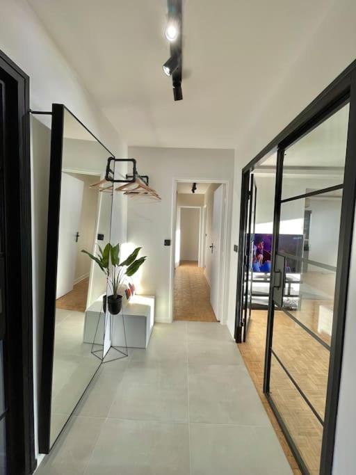Magnifique Appartement Neuilly Sur Marne Entre Paris Et Disneyland Exterior foto