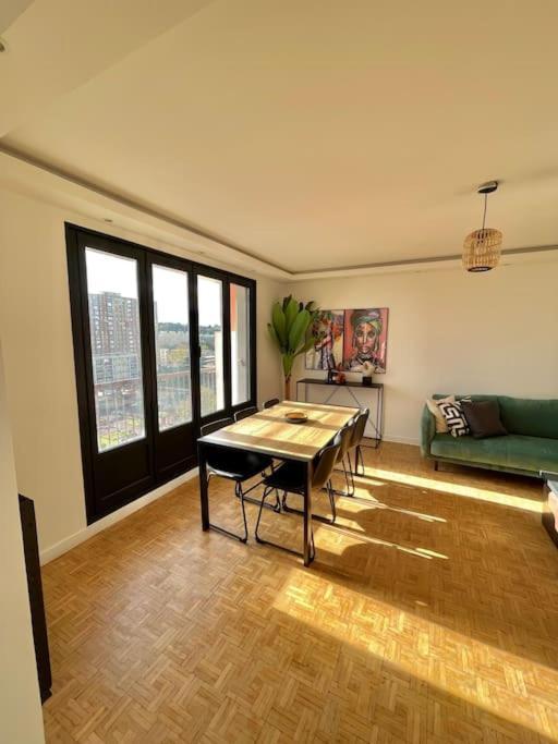 Magnifique Appartement Neuilly Sur Marne Entre Paris Et Disneyland Exterior foto