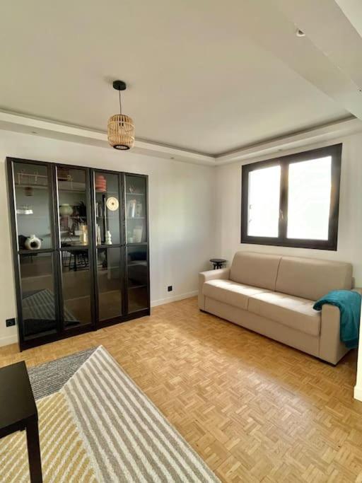 Magnifique Appartement Neuilly Sur Marne Entre Paris Et Disneyland Exterior foto