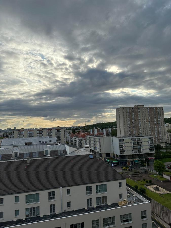 Magnifique Appartement Neuilly Sur Marne Entre Paris Et Disneyland Exterior foto